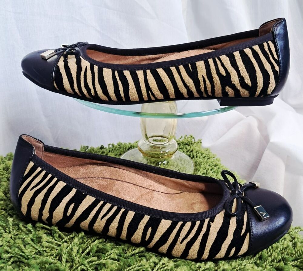 Vionic MINNA TIGER Ballet Flats Cap Toe Striped Comfort Size 7 Leather